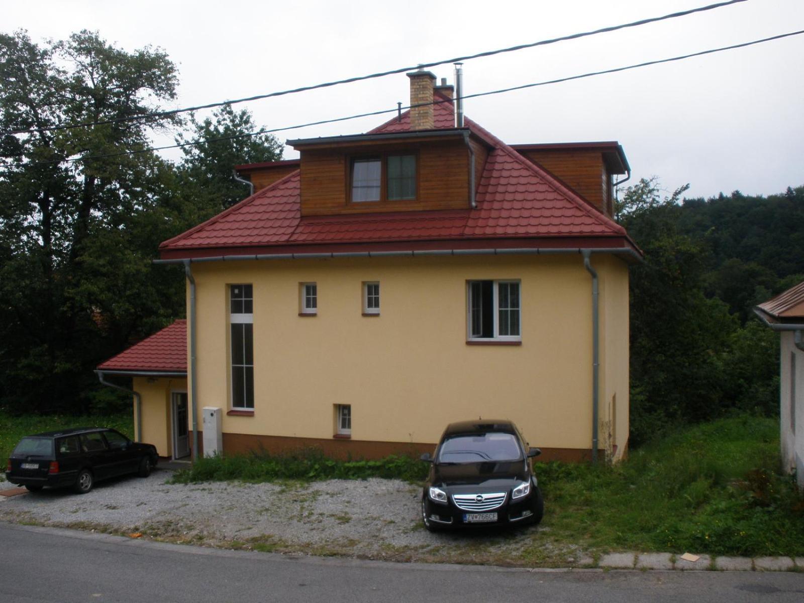 Apartmanovy Dom Kraliky Bagian luar foto