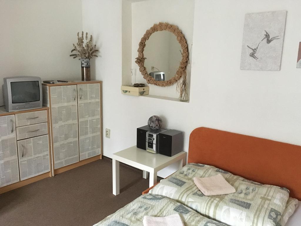 Apartmanovy Dom Kraliky Bagian luar foto