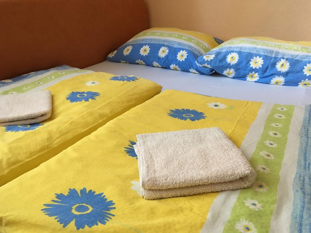 Apartmanovy Dom Kraliky Bagian luar foto